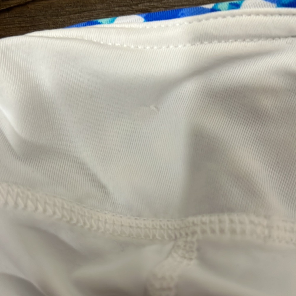 Lilly Pulitzer Luxletic Gardenia Skort UPF 50+ - Picture 9 of 10